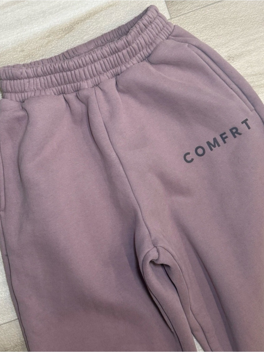 Comfrt Minimalist Chunky Super Soft Mauve
Sweatpants Size XS - Picture 7 of 7